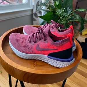 Women’s Nike Epic React running shoes 6.5